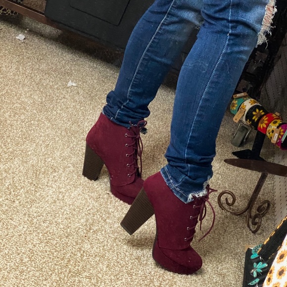 Chunky Heel Booties - Picture 3 of 6